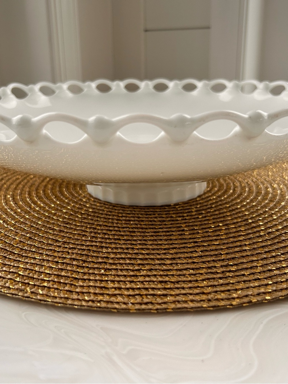 Timeless Westmoreland vintage collectible Milk glass centerpiece serving bowl